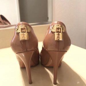 Louis Vuitton Beige Rose Heels